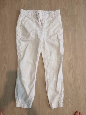 Frank & Eileen White Elastic-Cuff Chino Joggers